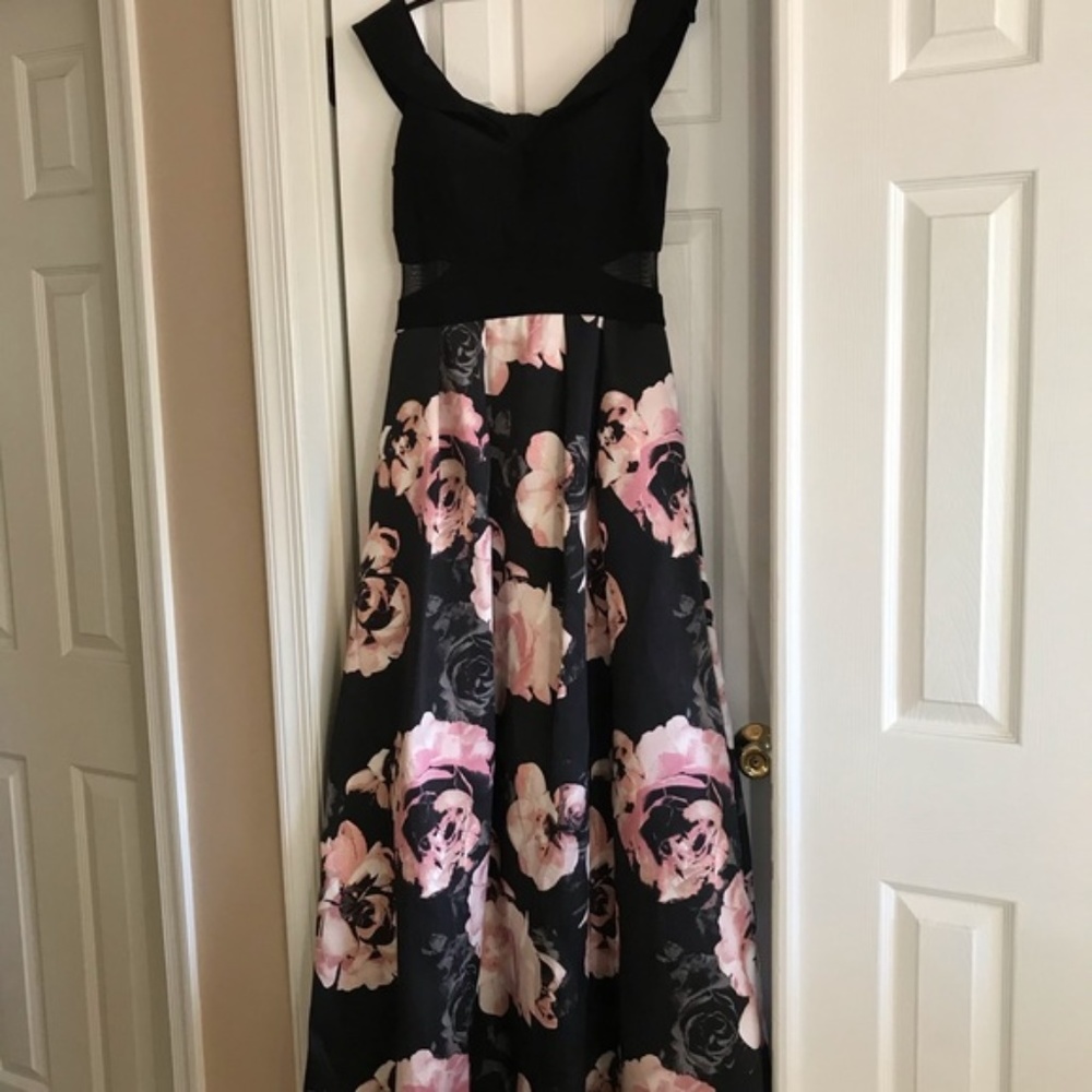 XSCAPE Formal Dress